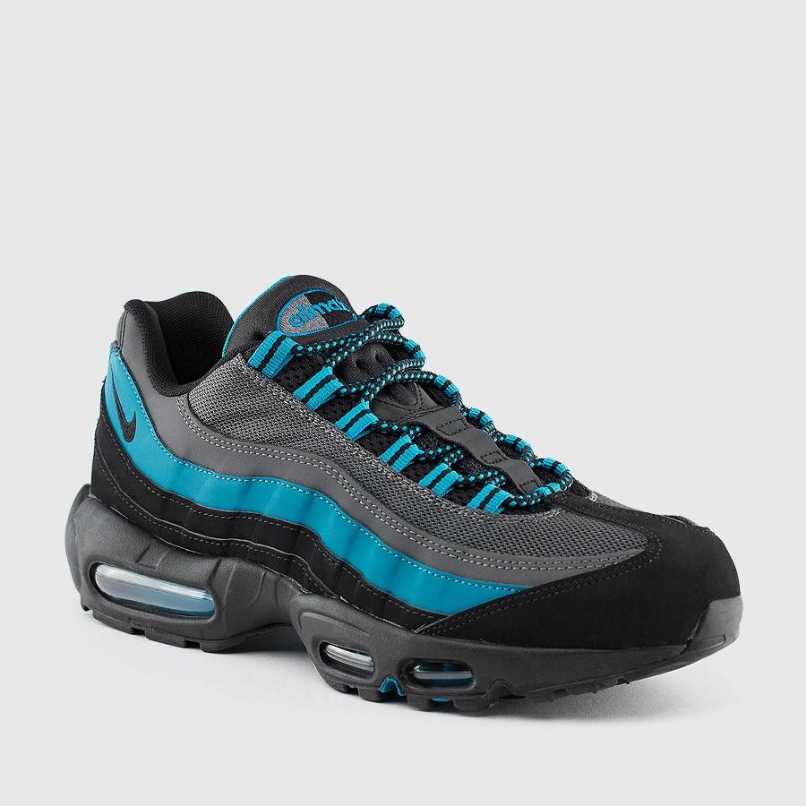 nike air max 95 essential menn svarteradiant emerald sko Kjøpe Billig yjq7w