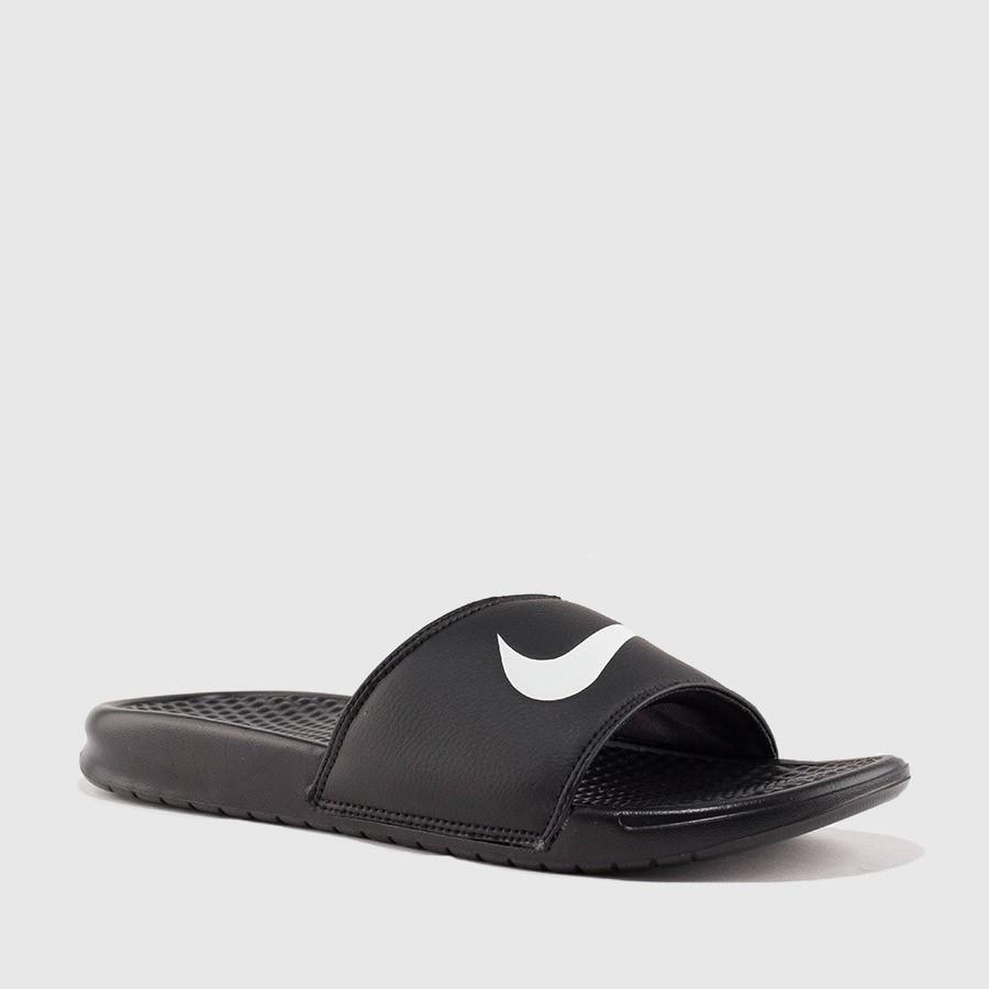 nike benassi swoosh menn svartehvit tøfler Outlet Sko 7pyyp