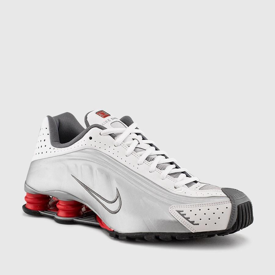 nike shox r4 menn hvitcometrødsvartemetallisk sølv sko Kvalitet c7pox