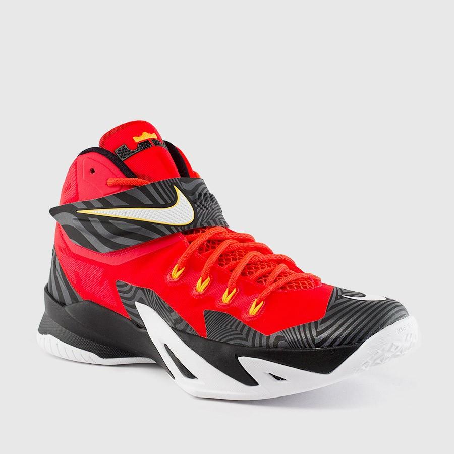 nike zoom soldier viii premium menn lyse crimsonsvarte sko Lagre Online yobzt